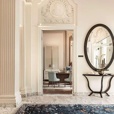 Szálloda Waldorf Astoria 5*