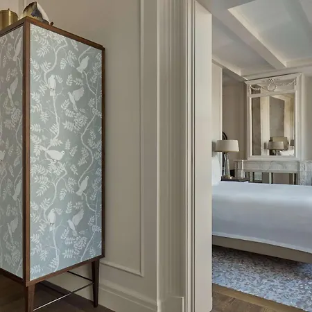 Waldorf Astoria 5* Amszterdam