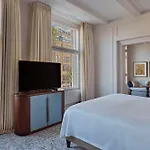 Waldorf Astoria 5*