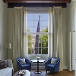 월도프 아스토리아 호텔