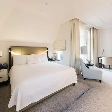 Szálloda Waldorf Astoria 5*