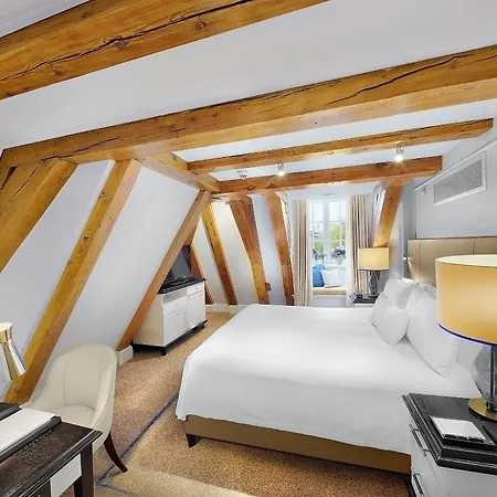 Waldorf Astoria Szálloda 5*
