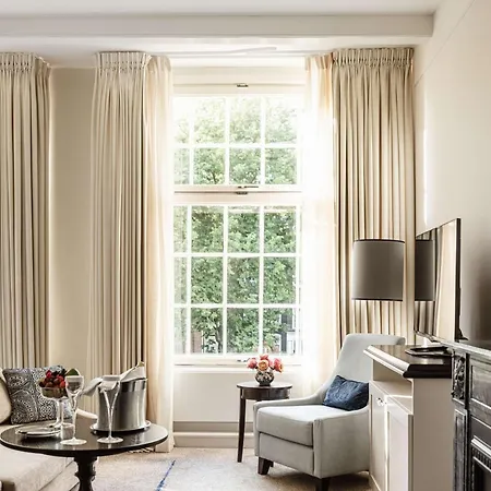 Waldorf Astoria Hotel 5*