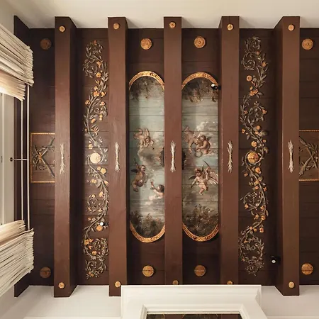 Szálloda Waldorf Astoria 5*
