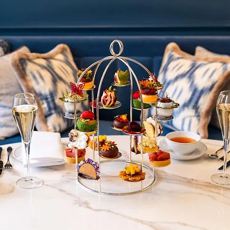 Waldorf Astoria Hotel