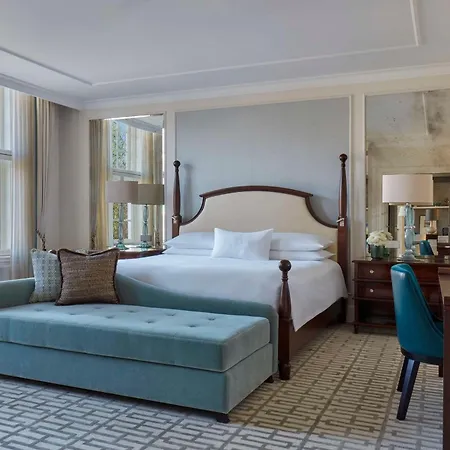 Waldorf Astoria 5* Amszterdam