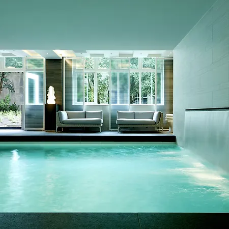 Waldorf Astoria 5* Amszterdam