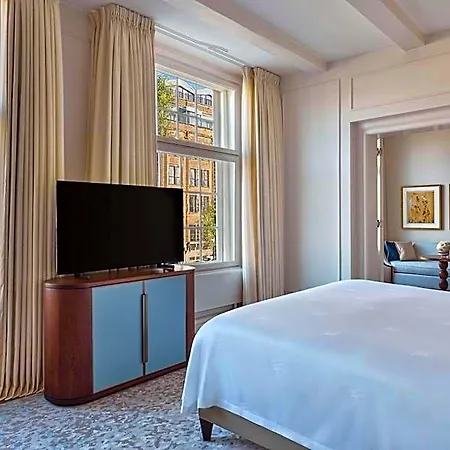 Waldorf Astoria Hotel 5*