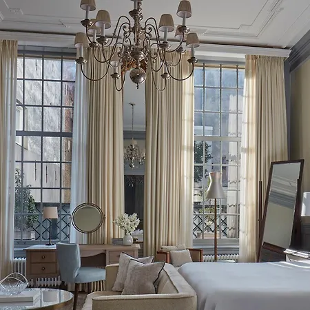 Waldorf Astoria 5* Amszterdam