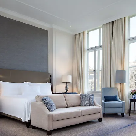 Waldorf Astoria Szálloda 5*