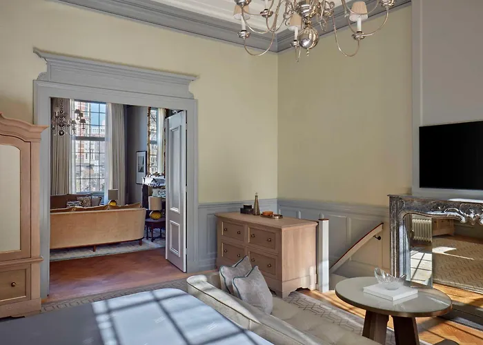 ウォルドーフ アストリア ホテル アムステルダム