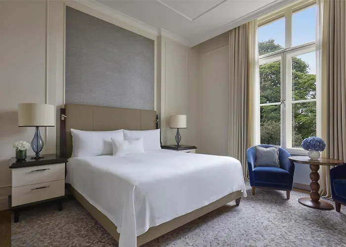 Waldorf Astoria Отель 5*