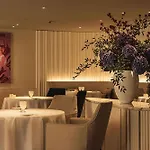 Waldorf Astoria 5*