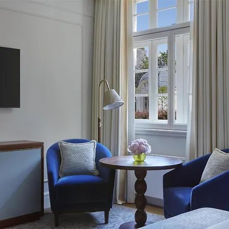 Waldorf Astoria Hotel 5*